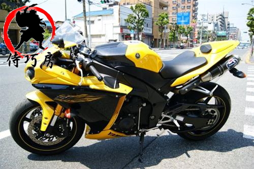 【侍巧房】YZF-R1 09-10 リアルカーボン チェーンケース&タイヤハウス